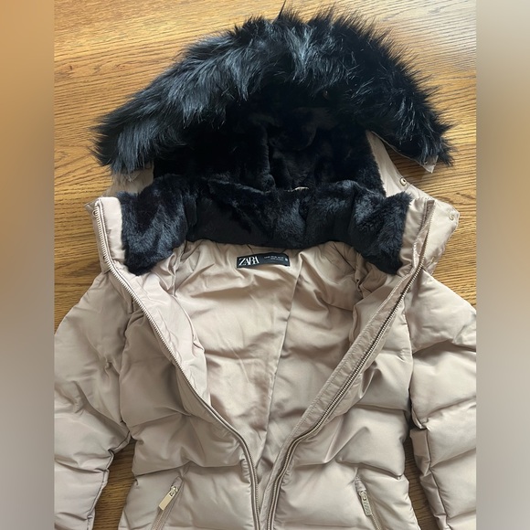 Zara KHAKI LONGLINE HOODED QUILTED JACKET - Picture 7 of 16